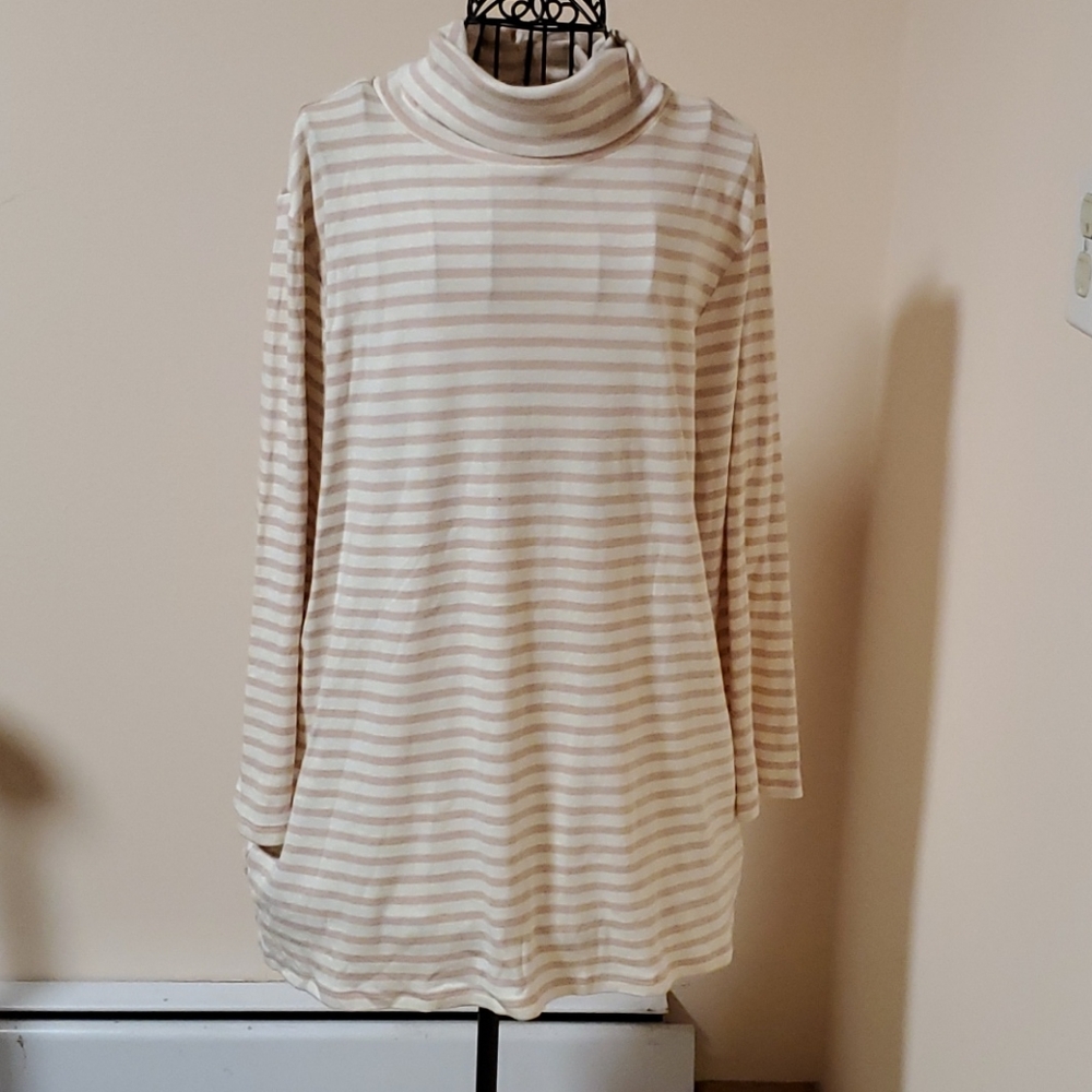 Liz Claiborne stripped turtleneck size XL